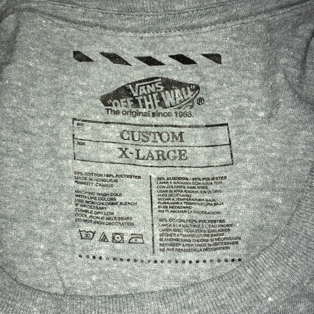 Nice Vans T-Shirt! - Picture 2 of 3